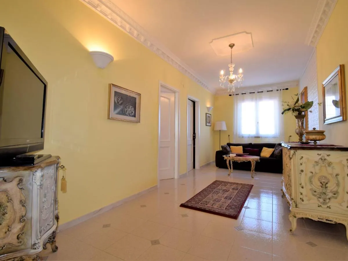 Apartment White Pool By Interhome Συρακούσες